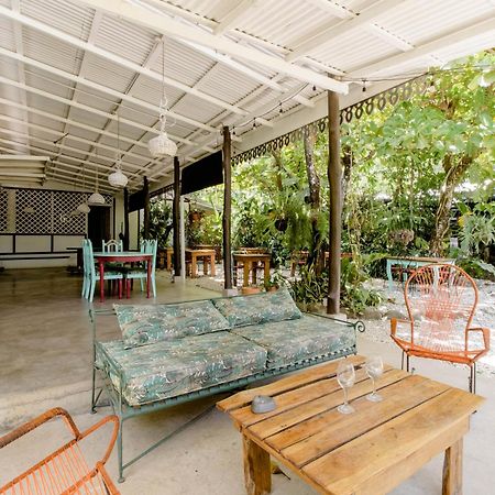 Playa Santa Teresa  Bajo El Arbol B&B מראה חיצוני תמונה