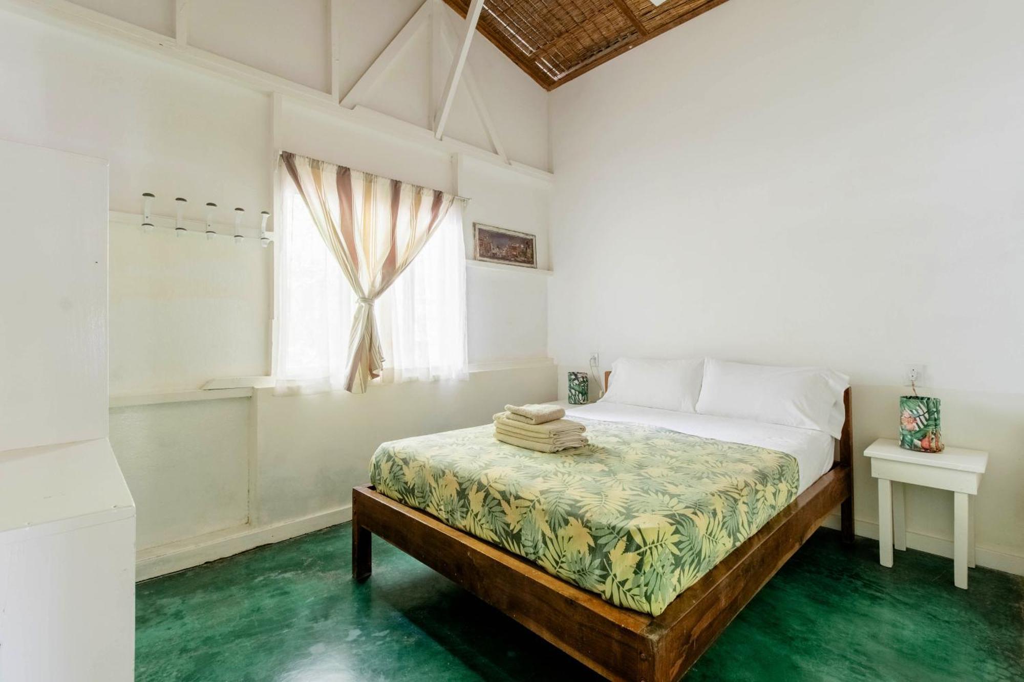 Playa Santa Teresa  Bajo El Arbol B&B מראה חיצוני תמונה