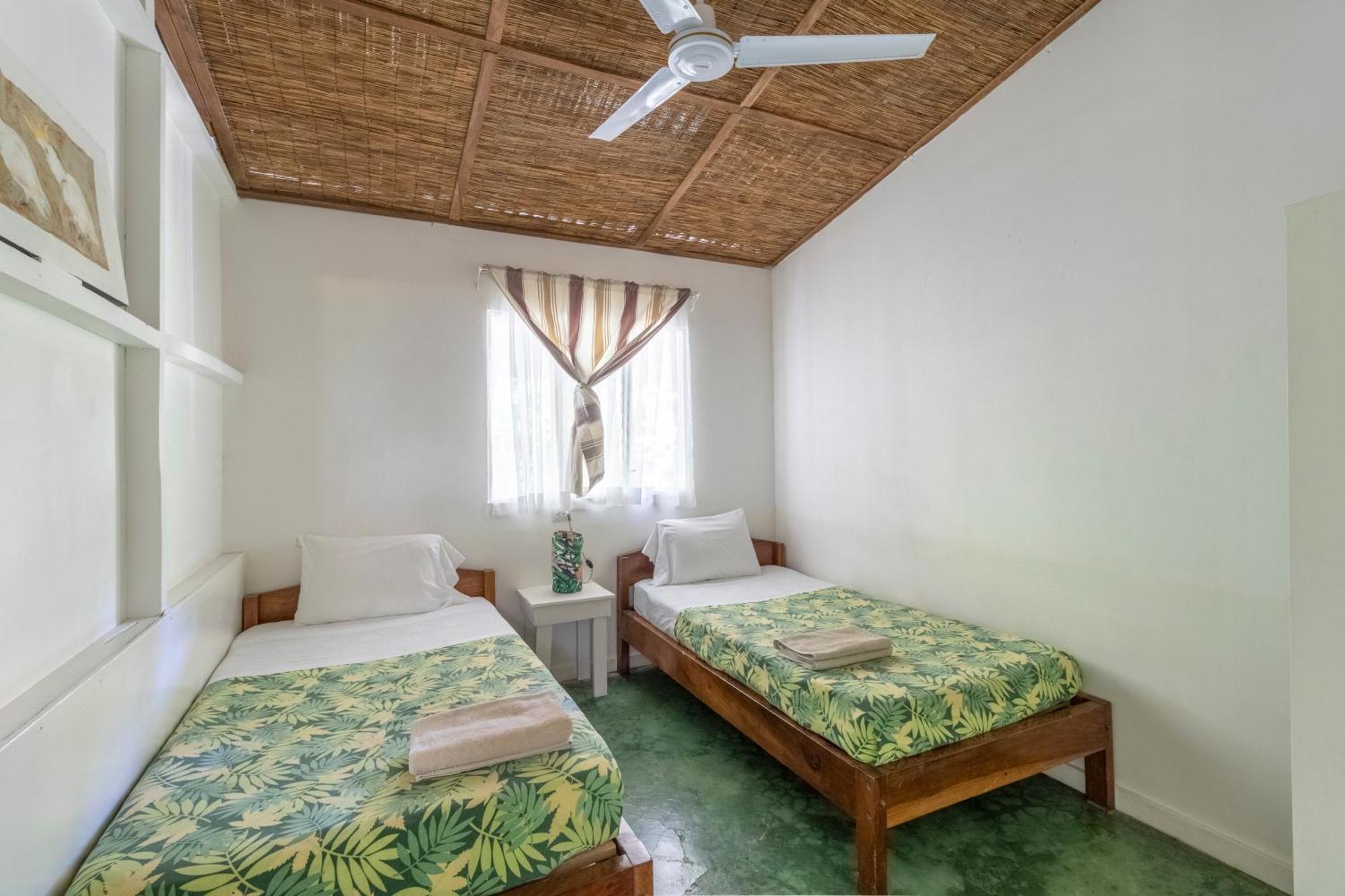 Playa Santa Teresa  Bajo El Arbol B&B מראה חיצוני תמונה